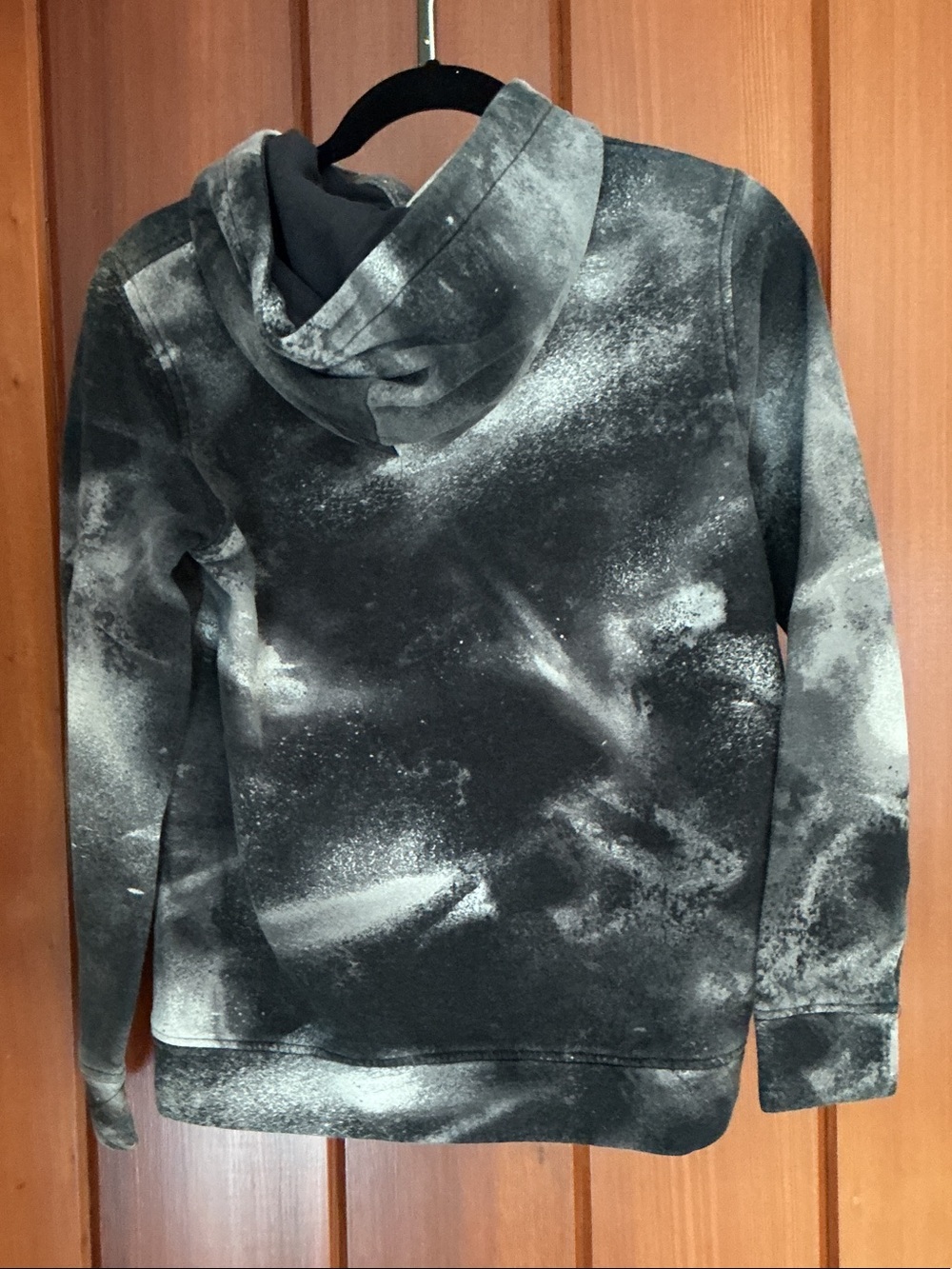 Abercrombie & Fitch Men’s Black and White Tie-Dye Crewneck Sweatshirt - Picture 2 of 2